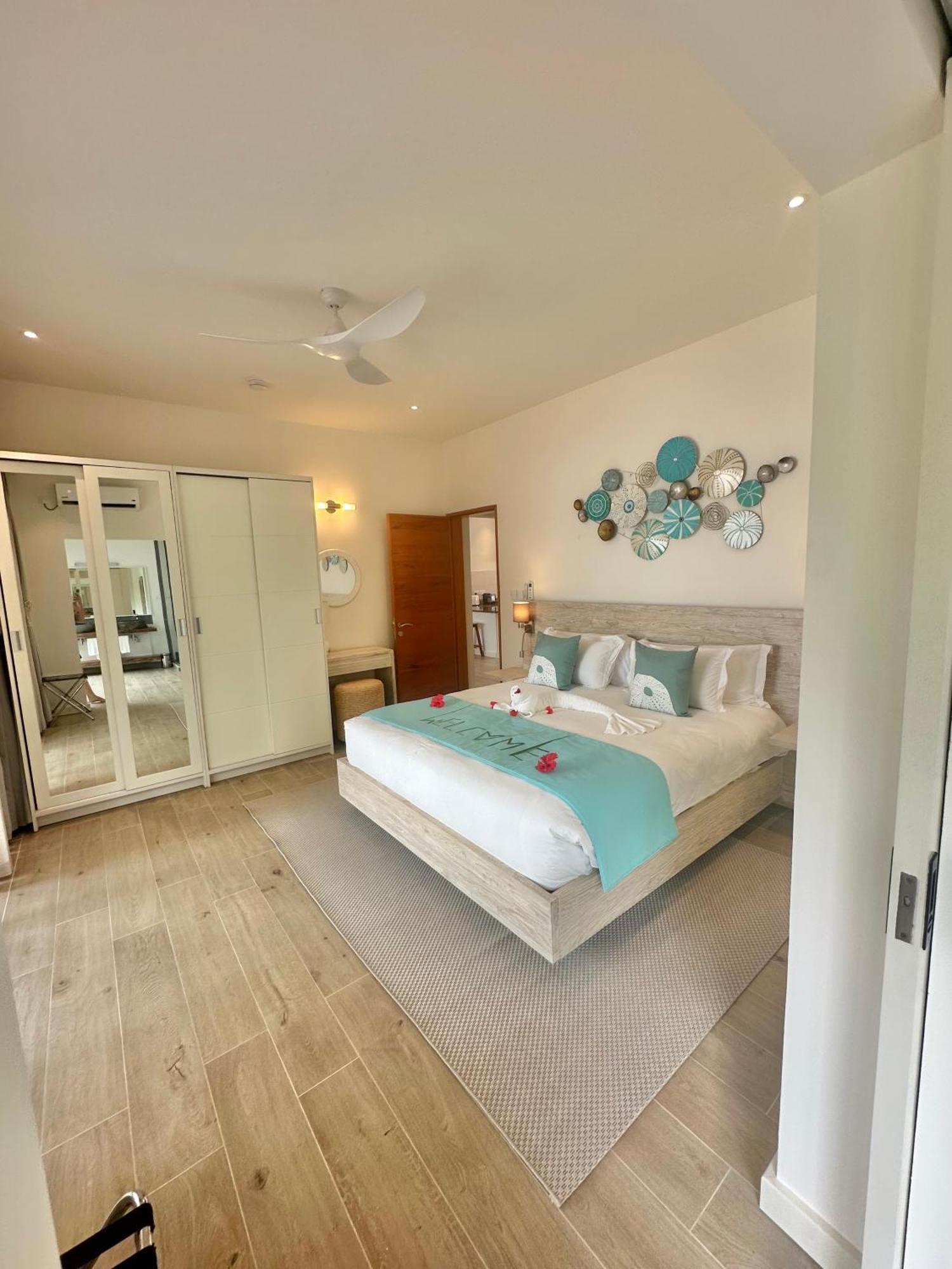 Pineapple Beach Villas Baie Lazare (Mahe) Exterior foto